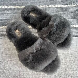 UGG Fluff Slide II Sheepskin Slipper flip flops Gray Size US 5